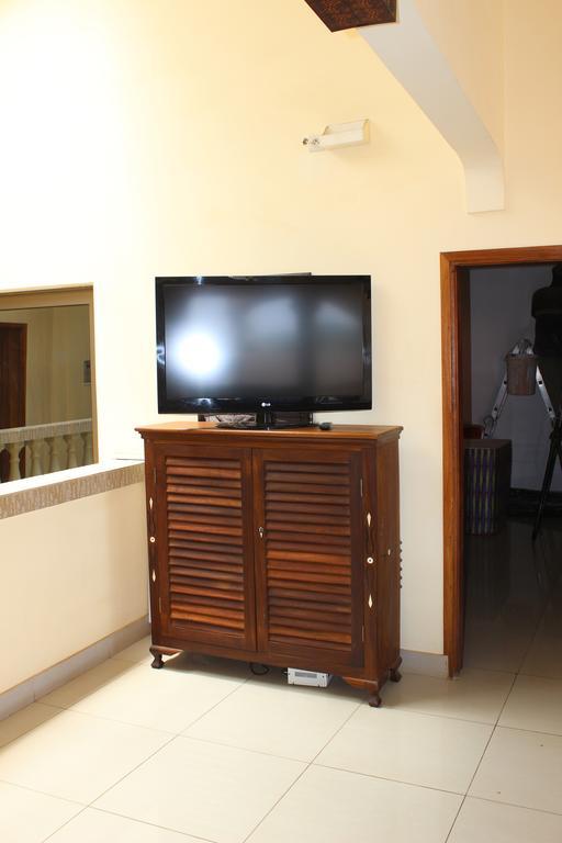 לומה Hotel Residence Flamani מראה חיצוני תמונה