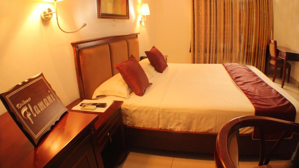 לומה Hotel Residence Flamani מראה חיצוני תמונה