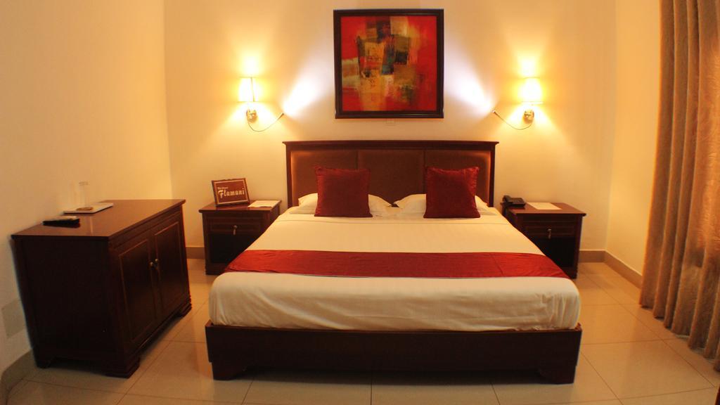 לומה Hotel Residence Flamani מראה חיצוני תמונה